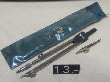 13 COMPAS EDE MOD 700